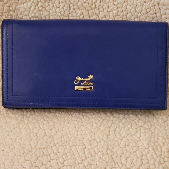 Jeanne Lottie Clutch - Picture 4 of 4